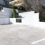 K Luxury Apartment