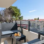 K Luxury Apartment